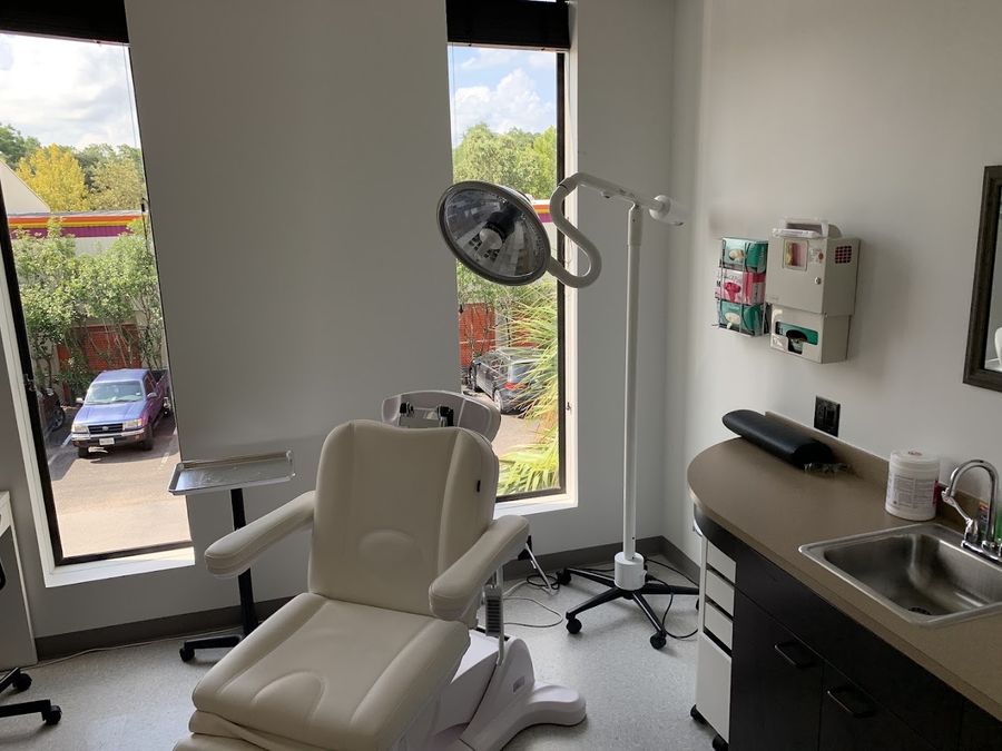 Maxim Hair Restoration & Transplants - Houston photo 4